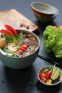 美味越南牛肉河粉套餐