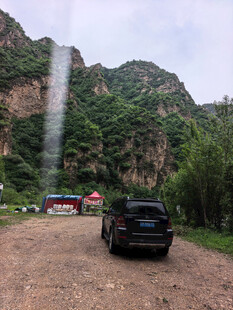 山间车辆