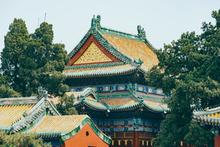 中式古建筑屋顶风光