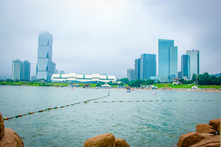 城市滨水风光