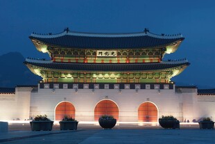 韩国景福宫夜景