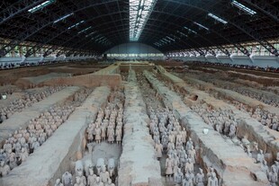 壮观的秦始皇陵兵马俑阵列