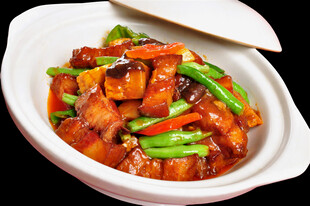 砂锅豆角红烧肉
