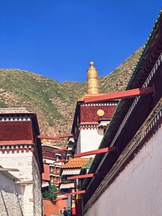 藏式建筑风光