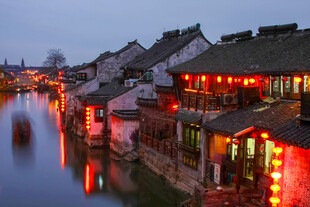 江南水乡夜景