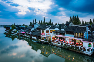 江南水乡夜景