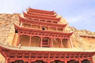 敦煌莫高窟精美古建筑