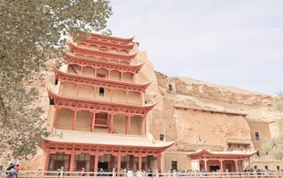 敦煌莫高窟精美古建筑