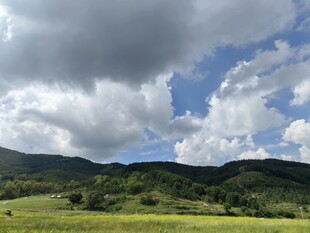 蓝天白云