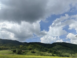 蓝天白云