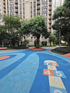 小区彩色塑胶运动场地