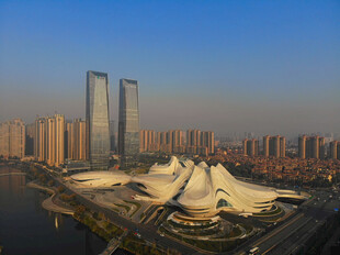 现代都市独特建筑风光