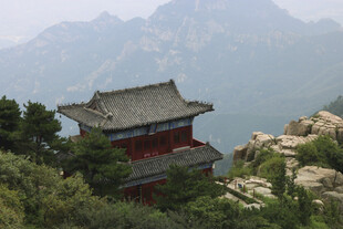 泰山上的建筑 