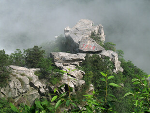 庐山山石风光