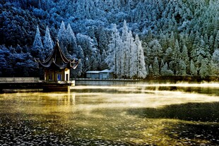 庐山芦林湖