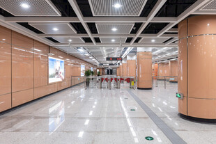 厦门地铁站空间