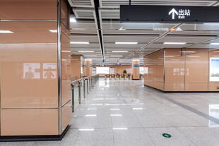 厦门地铁站空间