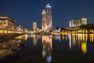 厦门双子大厦夜色
