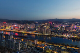 兰州璀璨夜景俯瞰图