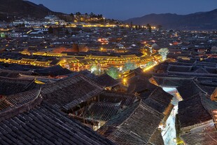 古城夜景俯瞰图