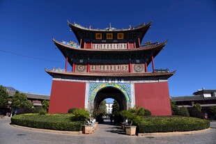 中式古建城楼景观