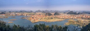 美丽湖畔风光