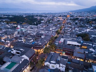 古城夜景俯瞰 灯火璀璨