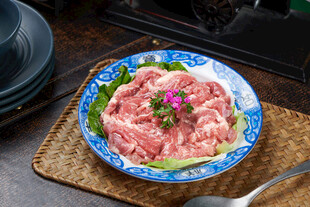 鲜嫩猪肉片 