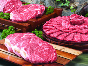新鲜优质牛肉展示