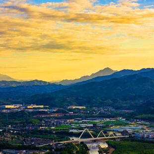 山城黄昏美景