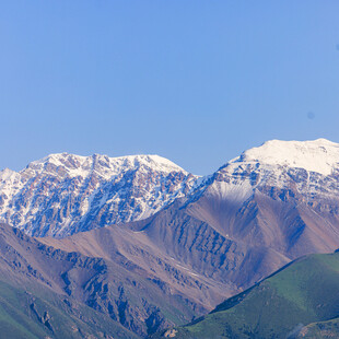 壮丽雪山景观