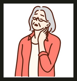 微笑的银发女士