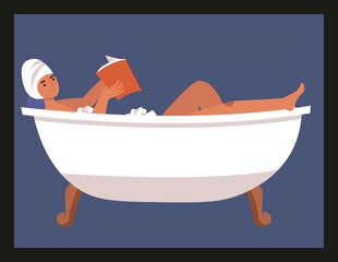 浴缸中惬意阅读的女子