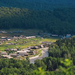 山间村落
