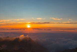 黄山日出云海壮丽景观