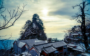 武当山清晨雪景风光