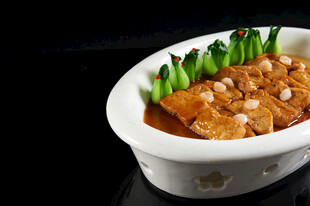 黑豆腐配虾仁