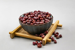 碗中红芸豆自然质朴风