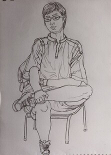男青年坐姿人物速写