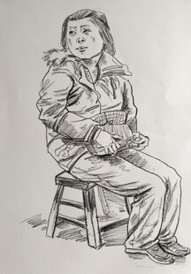 女青年坐姿人物速写