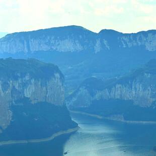 壮丽山水峡谷风光