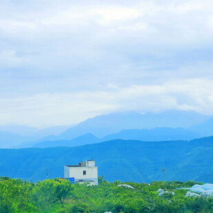 山间小屋