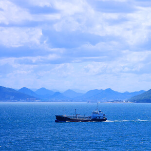 海上航船