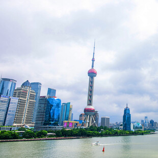 上海外滩东方明珠城市景观