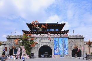 中式古建筑城门景观