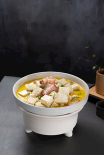 咸肉炖豆腐