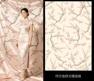 中式旗袍与花卉图案布料