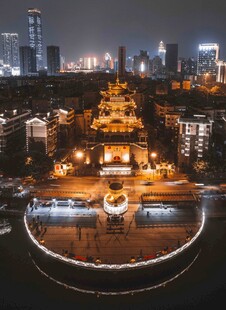 广西柳州西来古寺夜景