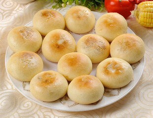 一盘美味的中式小餐包
