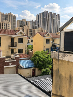 城市居民区屋顶景观